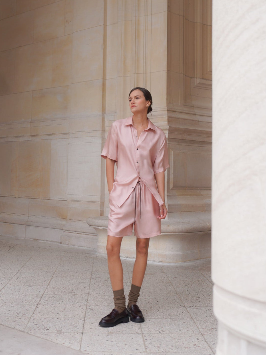 HOGG BERMUDA IN ROSE