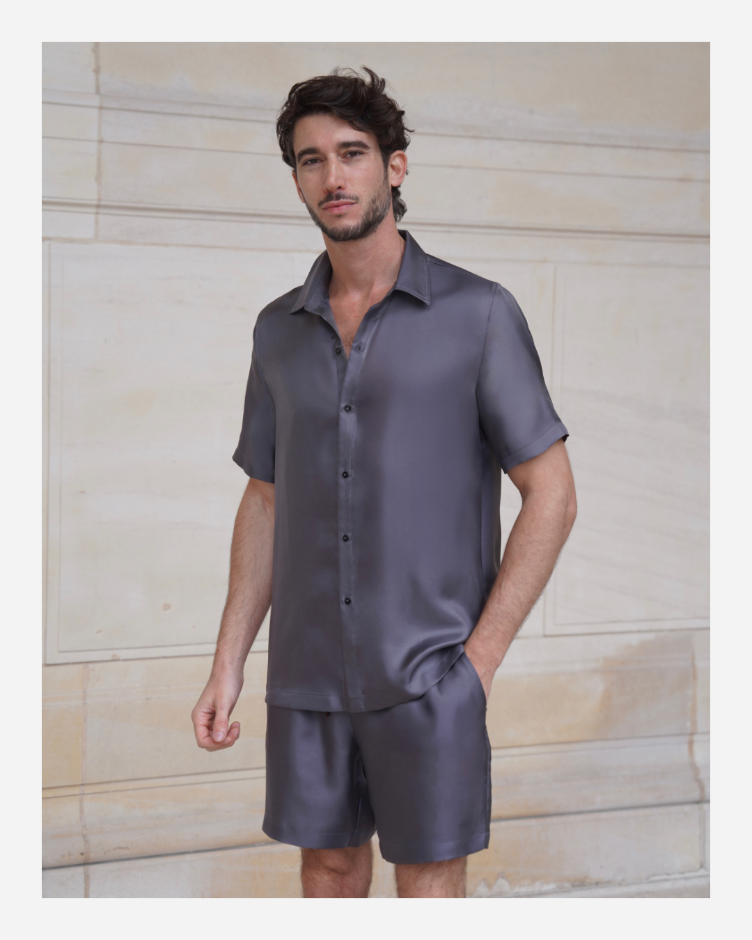 HOGG BERMUDA IN ASH GRAY