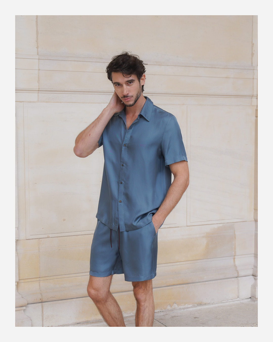 HOGG BERMUDA IN TEAL BLUE